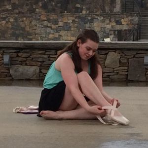 Meet your Posher, Laura